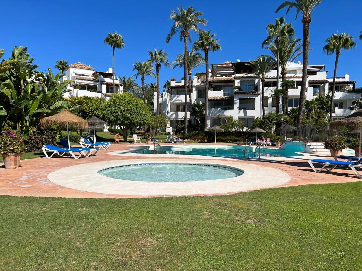 Alcazaba Beach Estepona Exteriör bild
